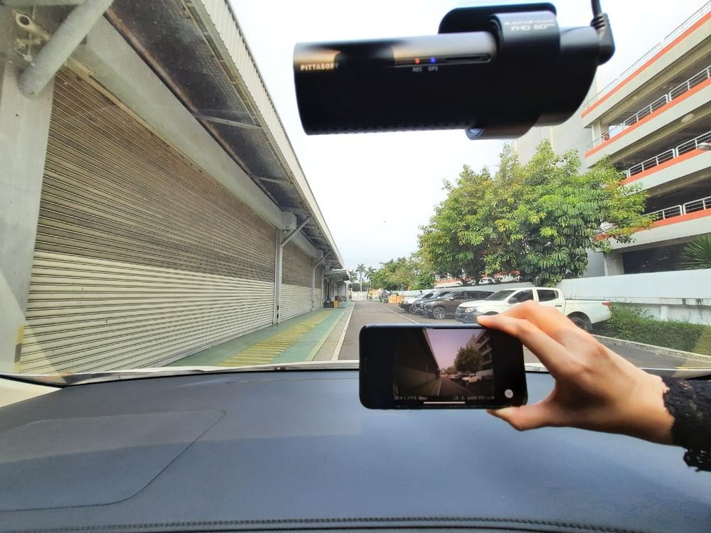 Review Aksesoris Dash Cam untuk Keamanan dan Kenyamanan Berkendara
