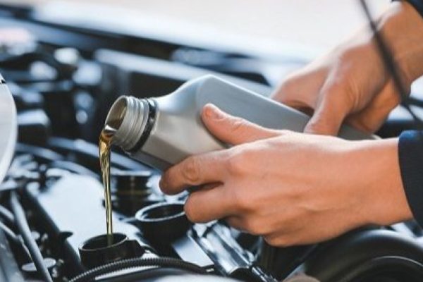 Memilih Pelumas Mesin Mobil untuk Performa Optimal di Iklim Tropis
